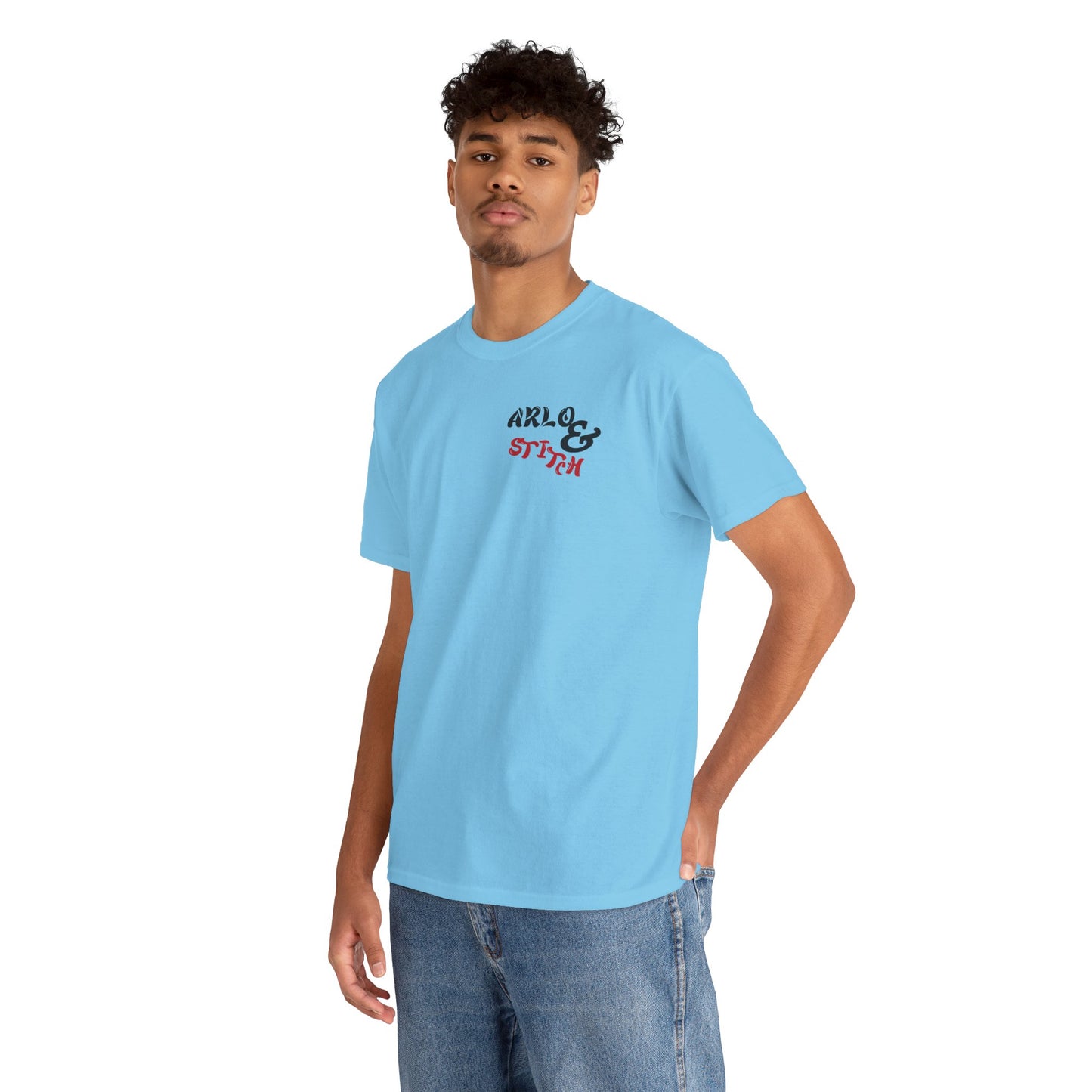 Camiseta unisex de algodón grueso: elegante camiseta gráfica de Arlo &amp; Stitch